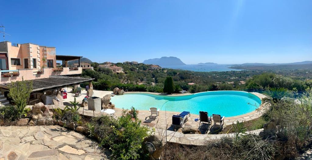 Villa And Pool Tavolara View Porto Istana Extérieur photo